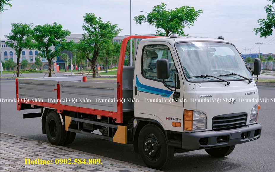 Xe tải hyundai N500LA Thùng Lửng Năm sản xuất 2025